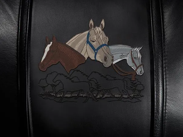 Gaming Chair 100 Pro with Horses Quarter Collage Logo Panel