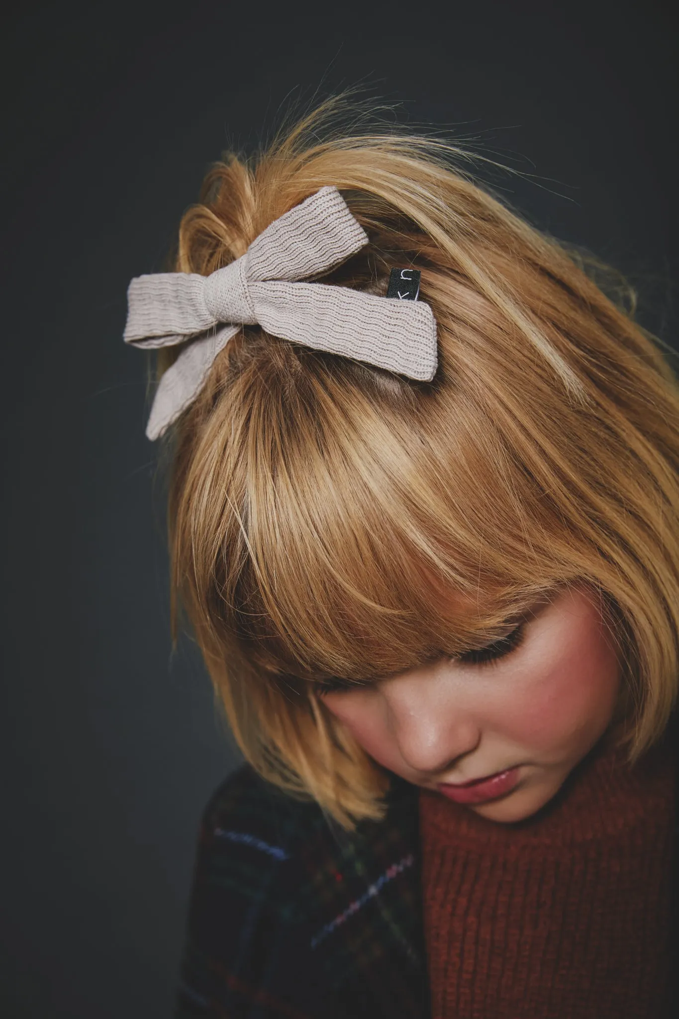 KNIT BOW CLIP