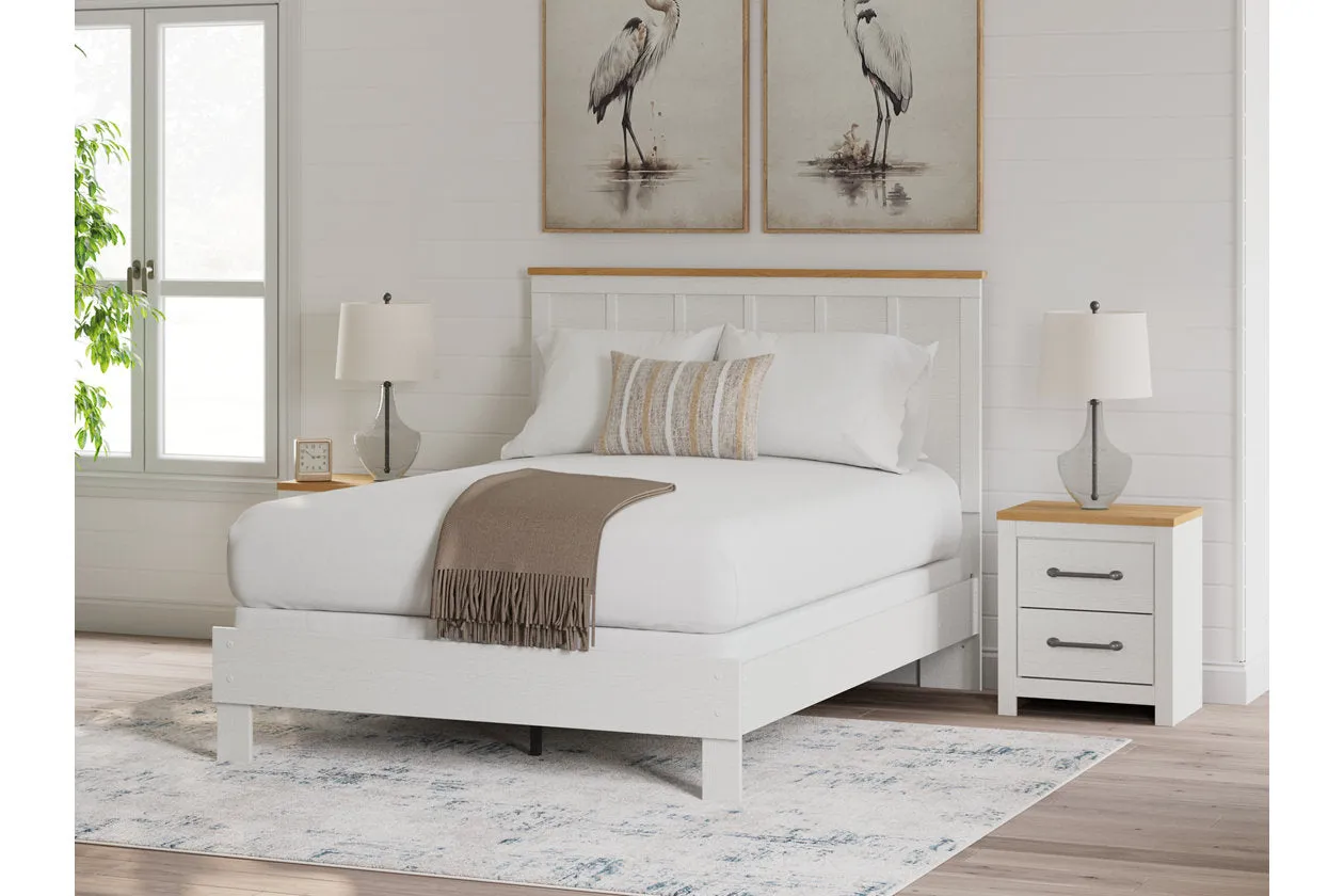 Linnocreek White/Warm Brown Queen Panel Bed