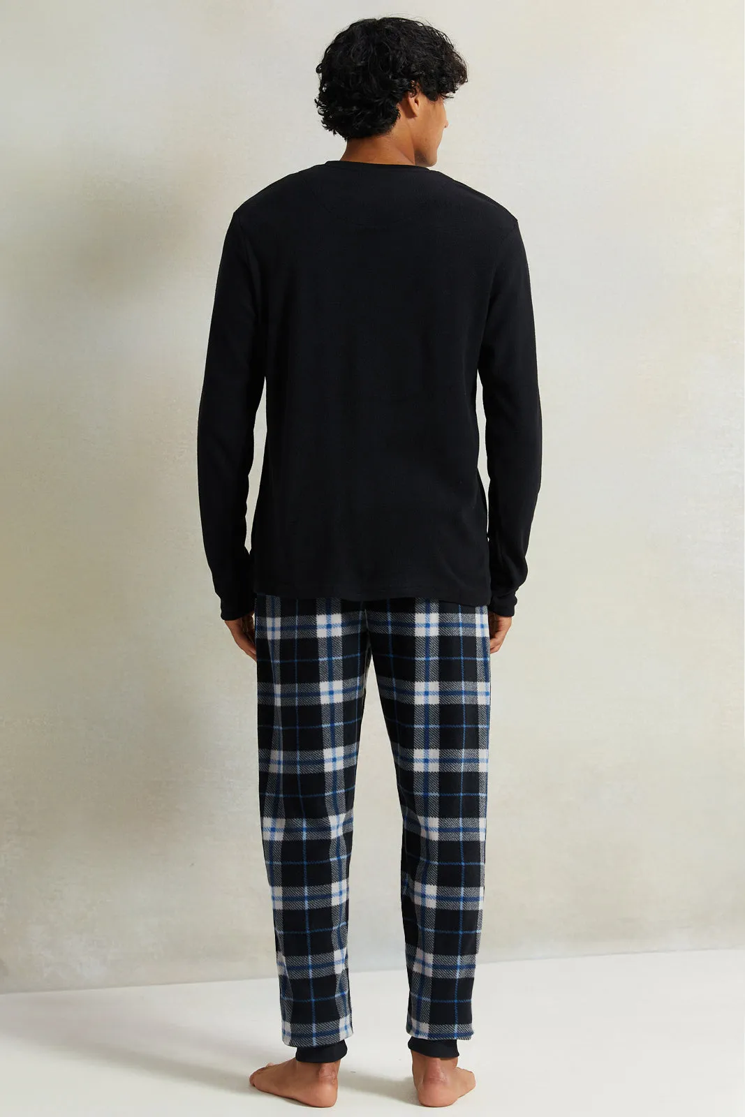 Men Black Fleece Checkered Pyjama Set (2 Piece)